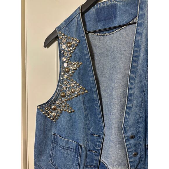 Denim Vest with Silver Accents - VINTAGE- Size Medium - Picture 2 of 7